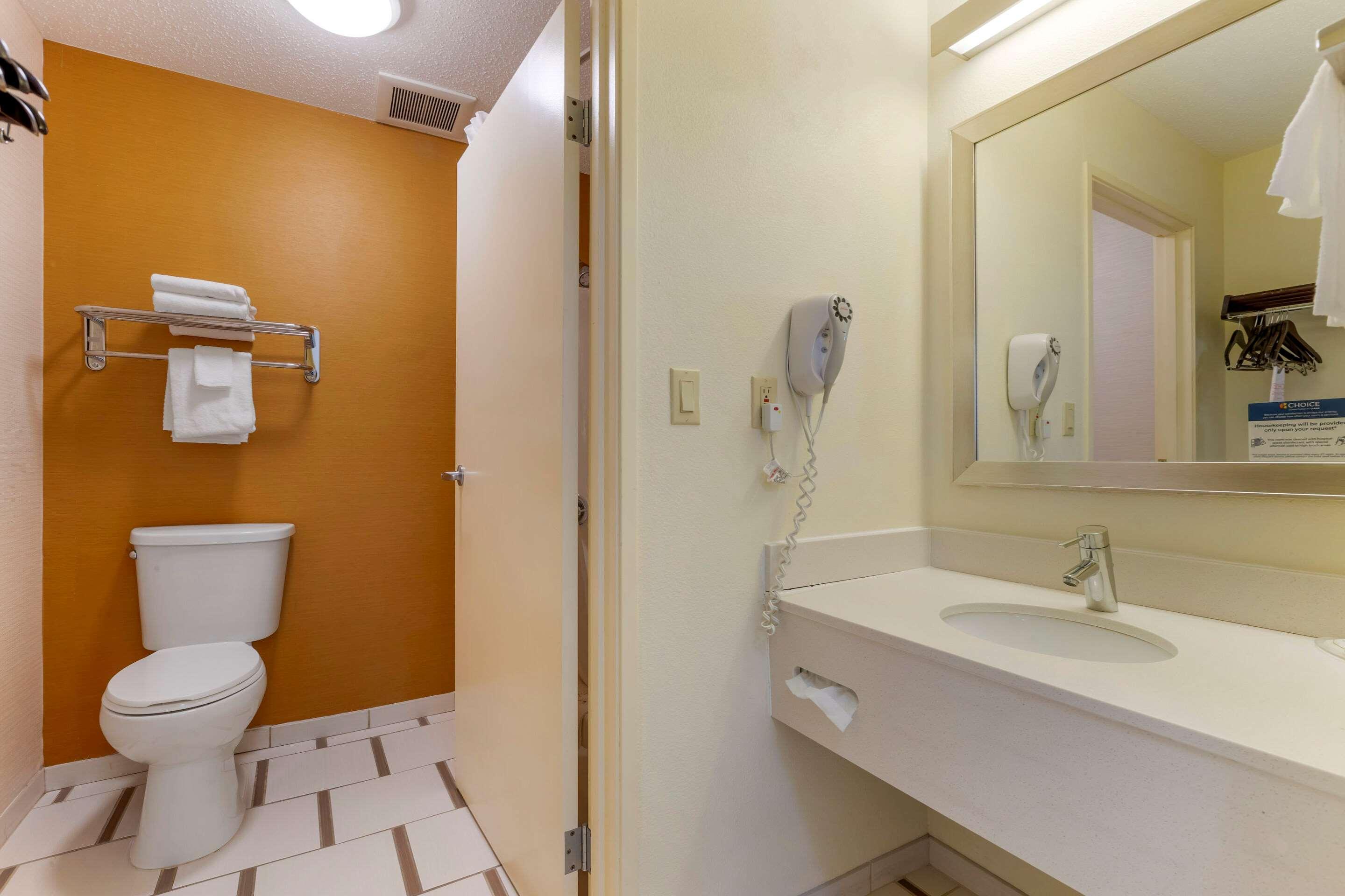 Quality Inn & Suites Keokuk North Extérieur photo
